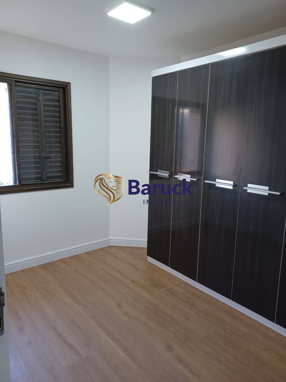 Apartamento para alugar com 4 quartos, 96m² - Foto 8