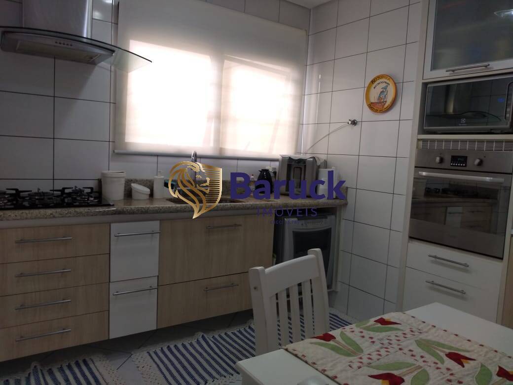 Apartamento à venda com 3 quartos, 151m² - Foto 5