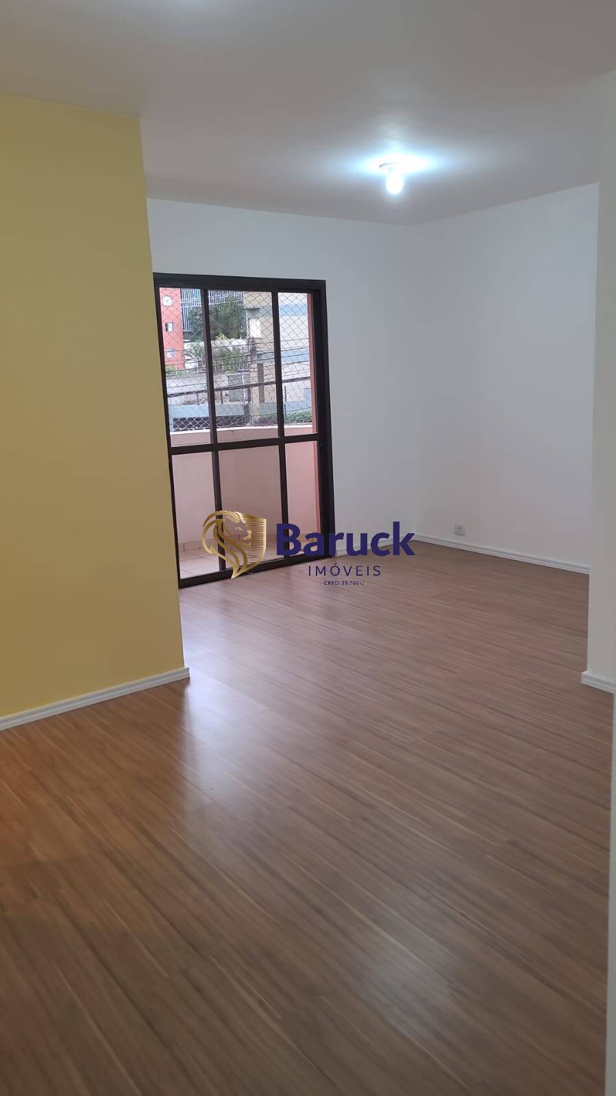 Apartamento à venda com 2 quartos, 68m² - Foto 1