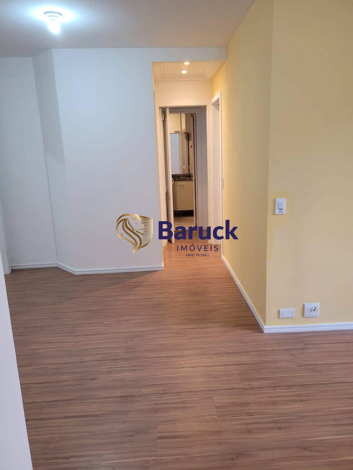 Apartamento à venda com 2 quartos, 68m² - Foto 7