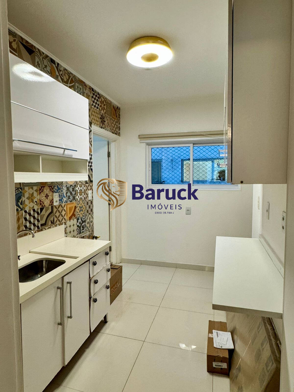 Apartamento à venda com 3 quartos, 98m² - Foto 4