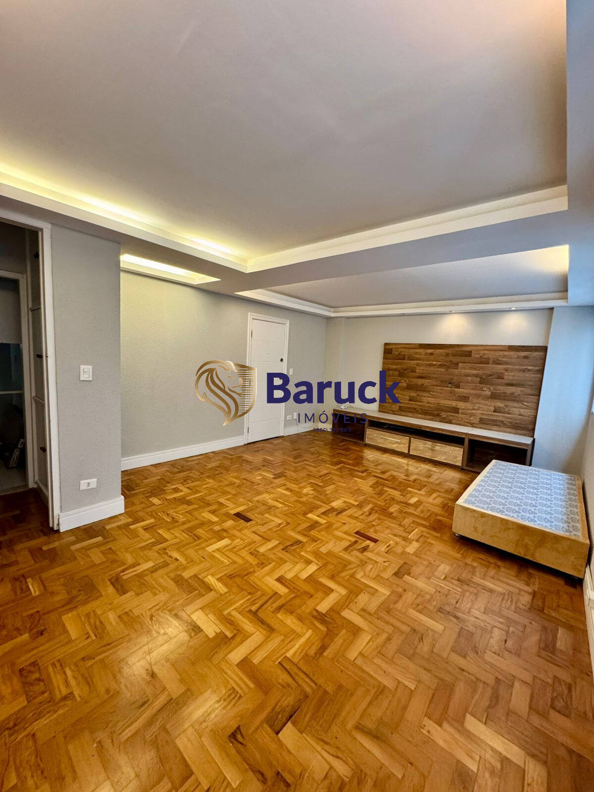 Apartamento à venda com 3 quartos, 98m² - Foto 1